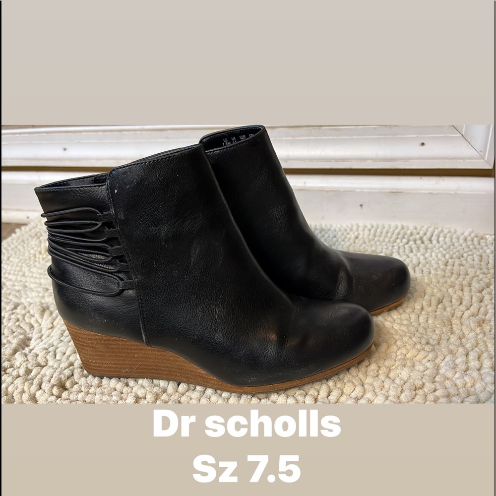 Dr scholls black bootie Sz 7.5 wedge heels